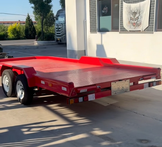 Kırmızı Tandem Dingilli Düz Yataklı Römork